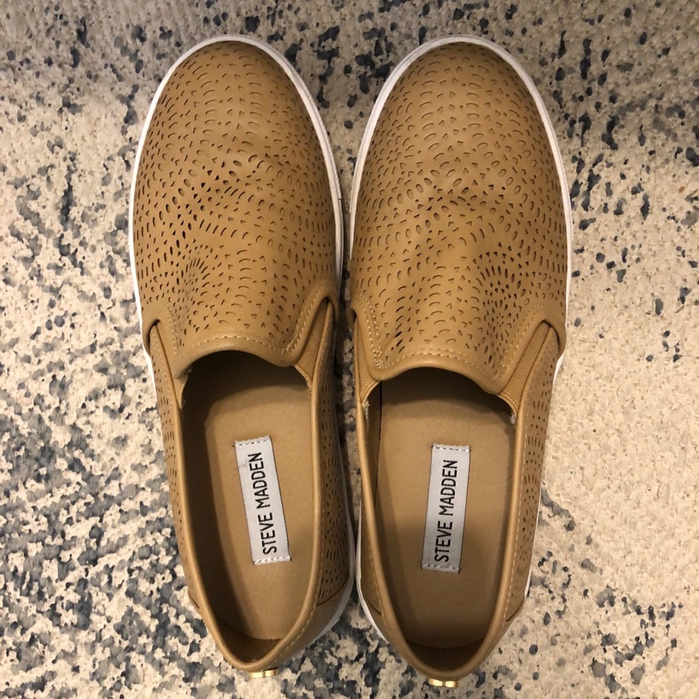 Steve Madden sneakers